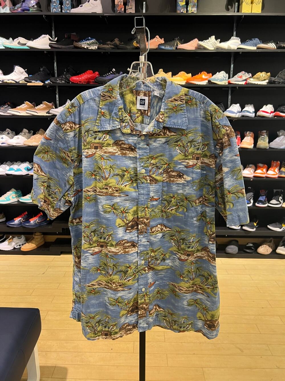 Gap Short Sleeve Hawaiian Shirt Sz L